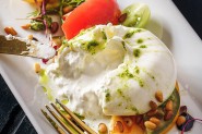 ¿Qué es la burrata? ¿En qué se diferencia de la mozzarella?