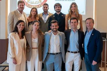 Les Clefs d'Or incorpora a cuatro nuevos miembros en Baleares y reconoce la excelencia de la conserjería hotelera