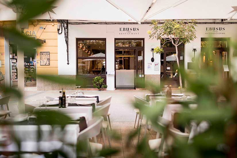 Gastronomía innovadora con respeto a la tradición en Ebusus CBbC Restaurant