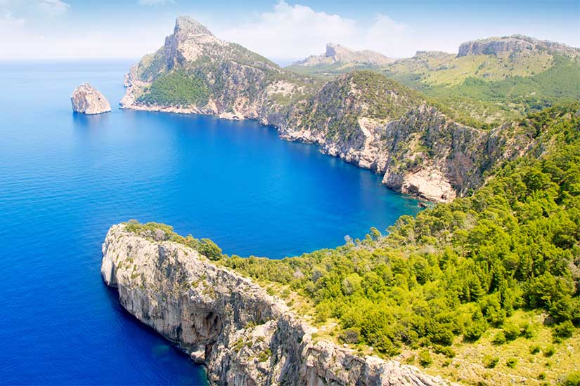Descubre los mejores restaurantes donde comer en Pollensa