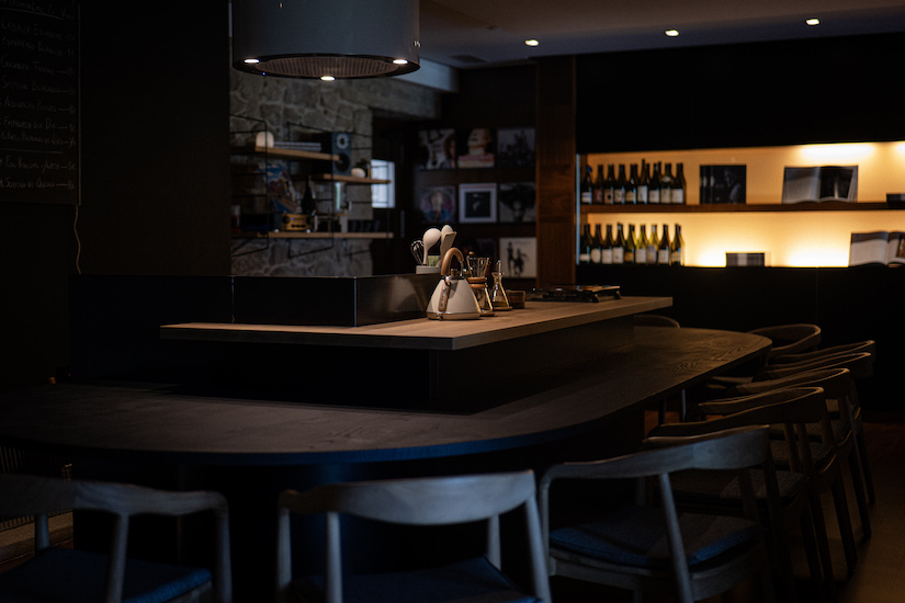 Nace “La Taberna”; la nueva propuesta de Pepe Solla donde el vino marca el ritmo y la cocina de lareira lo acompaña
