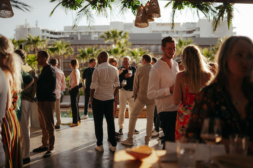 Vuelve “Party with the Chefs” a OKU Ibiza: una jungla secreta, alta cocina y mucho ritmo