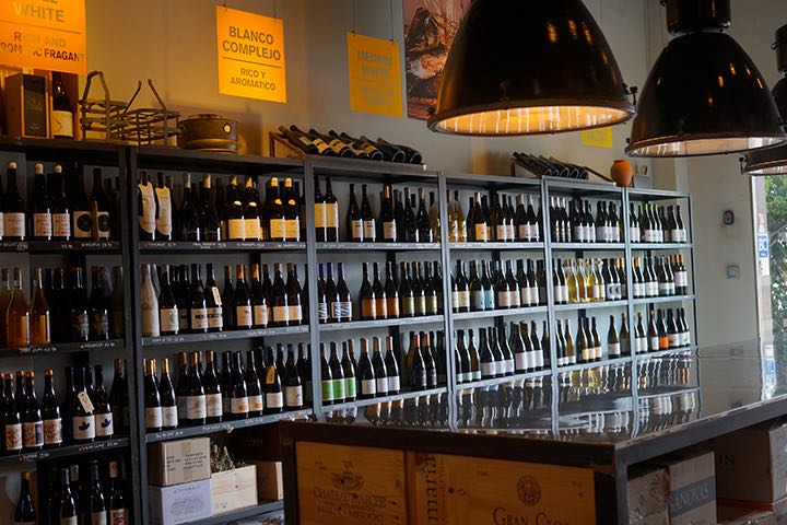 Selección de vinos en Vino & Co