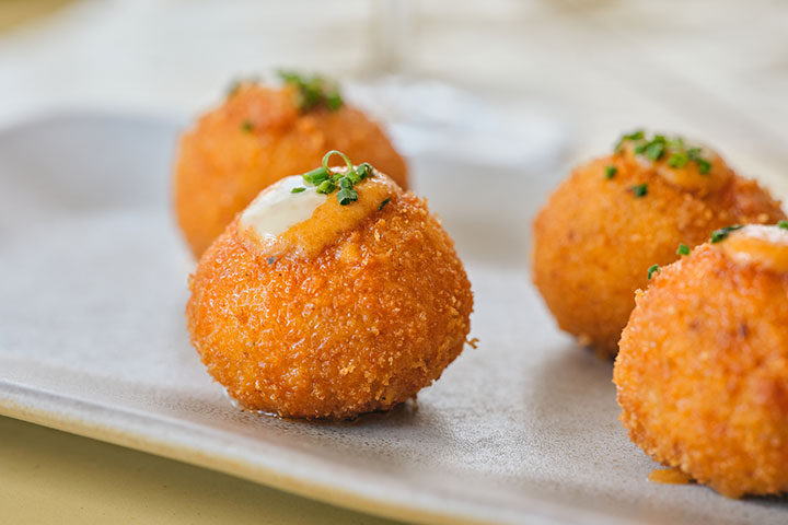 Croquetas pitiusas. Restaurante Lumbre, Ibiza
