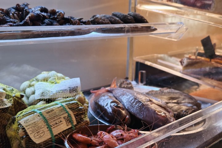 Seafood counter. Breogán