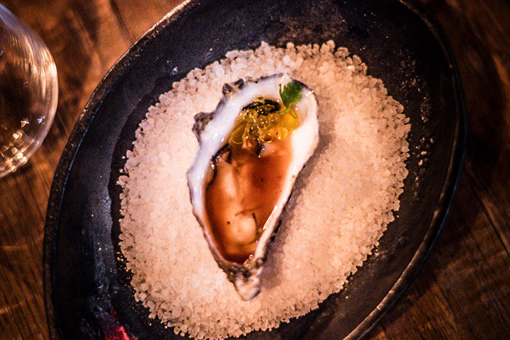 Ostra con Blody Mary de Pisco. Restaurante Vandal, Mallorca