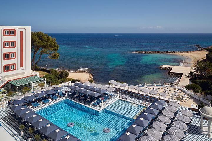 Piscina hotel Mongibello