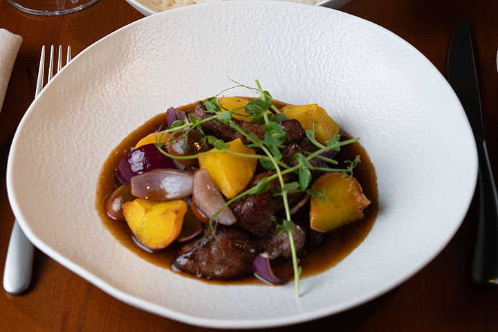 Solomillo de rubia gallega al wok. Restaurante Macambo, Barcelona