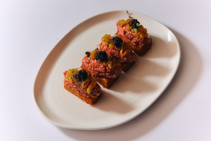 Steak tartare. NU Mallorca. NU Mallorca. Saltpetre, fire and canvas