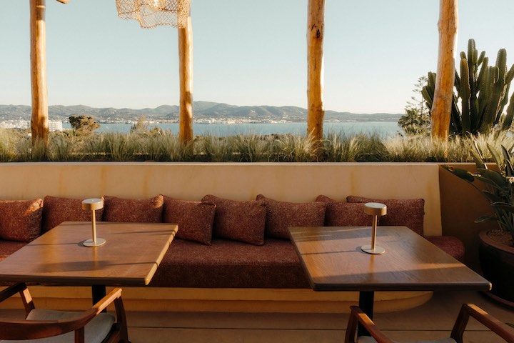 Terraza Madunia, El susurro de la isla