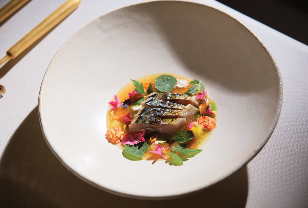 Cured mackerel with verjuice, sprouts and flowers from its garden. Fusion19. Mallorca