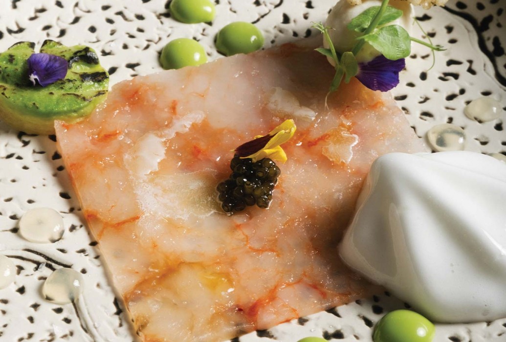 Carpaccio de gamba roja. Restaurante Es Fanals, Mallorca Carpaccio de gamba roja. Restaurante Es Fanals, Mallorca