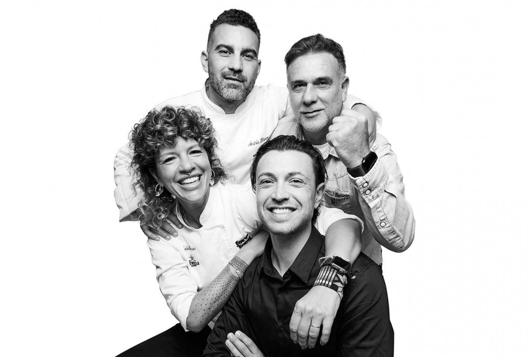 Lucía, Andrés, Alejandro y Rafael. Restaurante La Veranda en Agroturismo Atzaró. Ibiza