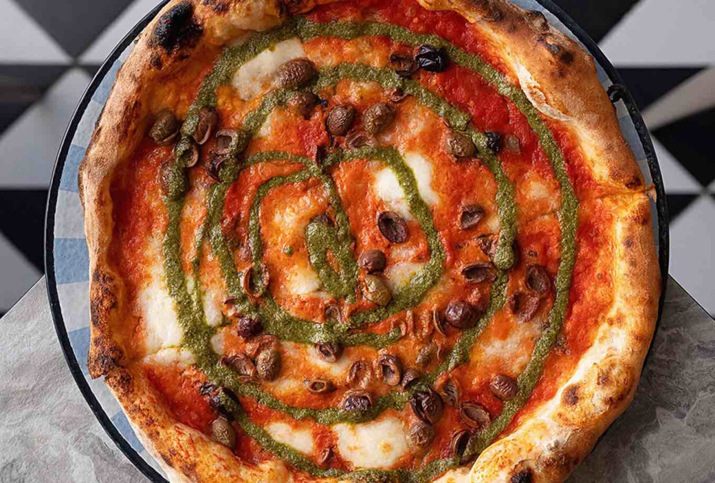 Tricolore Pizza. Pizzeria Adiós Ibiza