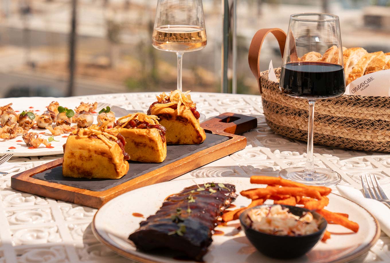 Platos para compartir. Victoria Grand Cafe, Mallorca Platos para compartir. Victoria Grand Cafe, Mallorca