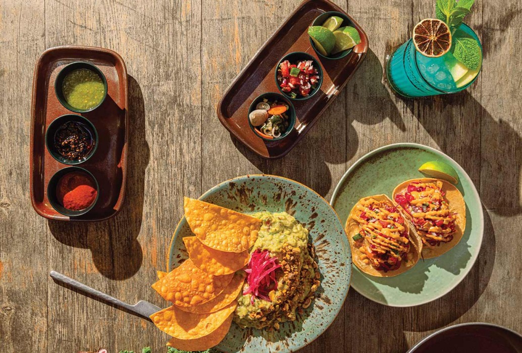 Tacos and guacamole. PaloSanto Ibiza restaurant Tacos and guacamole. PaloSanto Ibiza restaurant