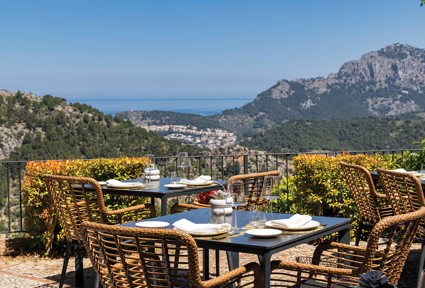 Barretes Restaurant. Sierra de Tramuntana, Mallorca