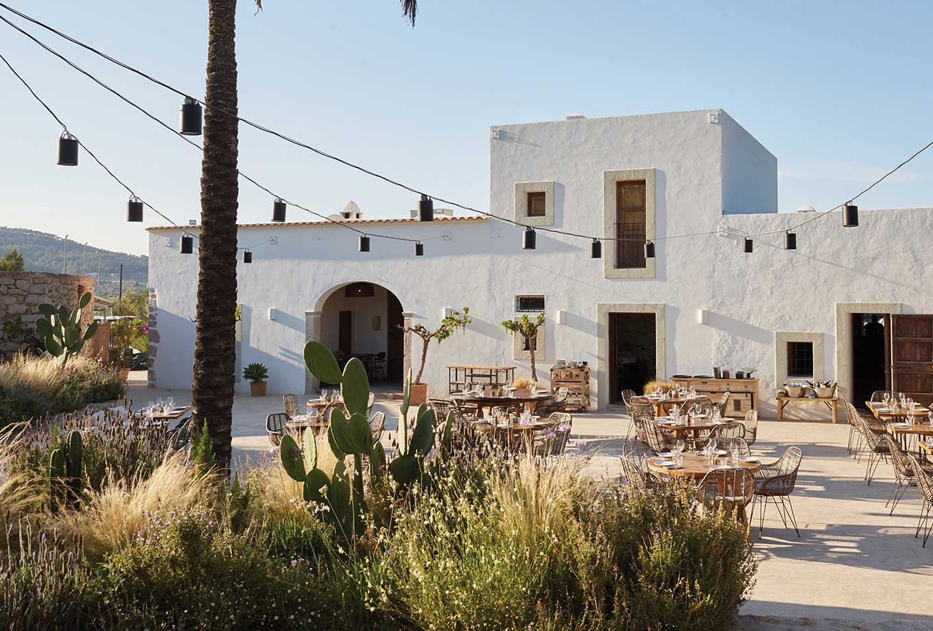 Terraza restaurante Juntos House, Ibiza Terraza restaurante Juntos House, Ibiza