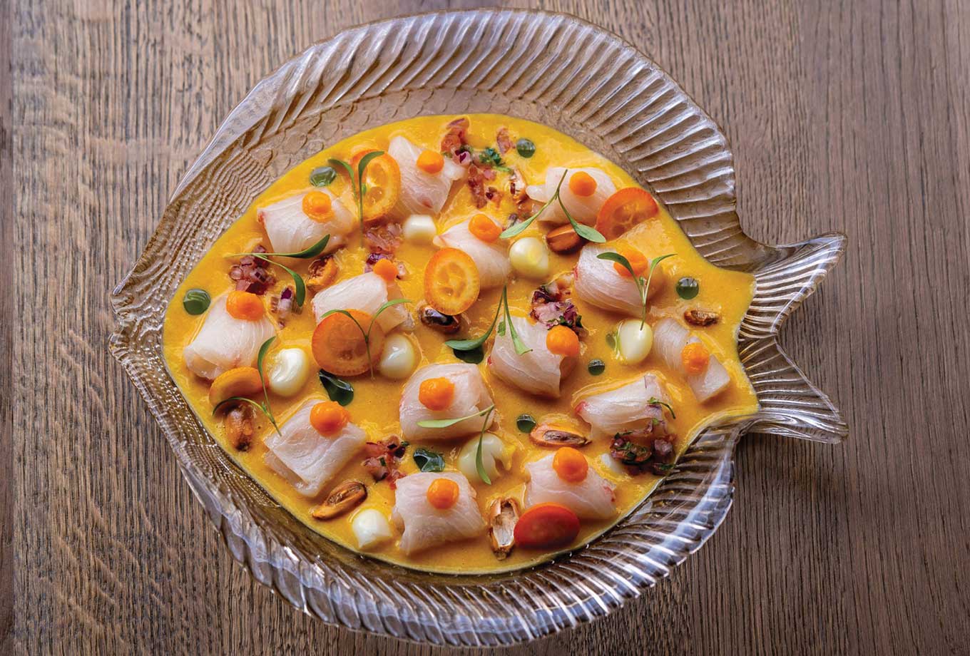 Tiradito de serviola, ají amarillo y kumquat. Stagier Bar, Mallorca Tiradito de serviola, ají amarillo y kumquat. Stagier Bar, Mallorca
