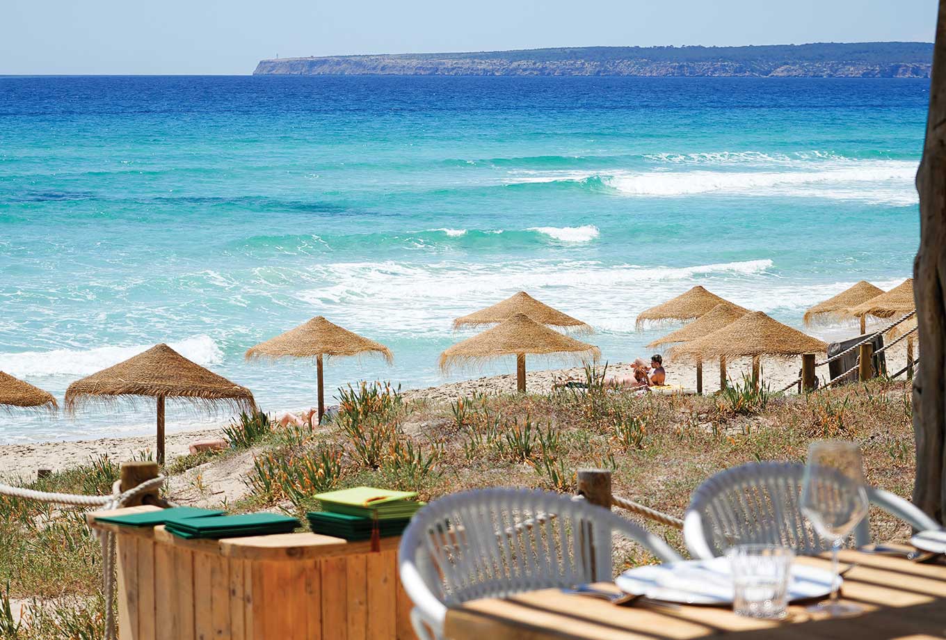 Hannah Formentera Hannah Formentera